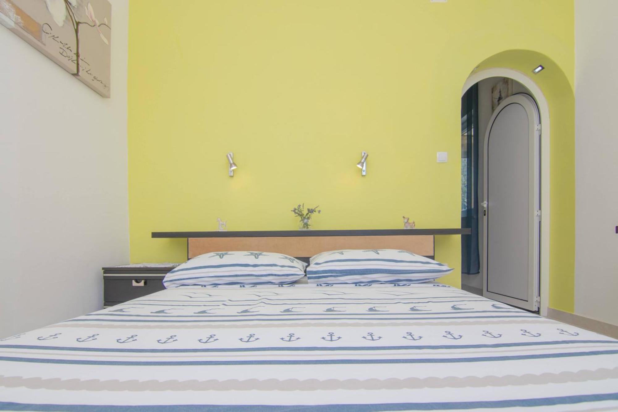 Apartment Kirby Krk Town Exteriér fotografie
